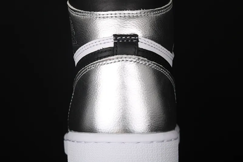 All categories Air Jordan Jordan series basketball shoes Air Jordan 1 High Air Jordan 1 High OG Wmns "Silver Toe" AJ1 Joe 1 metallic black silver silver toe CD0461-001